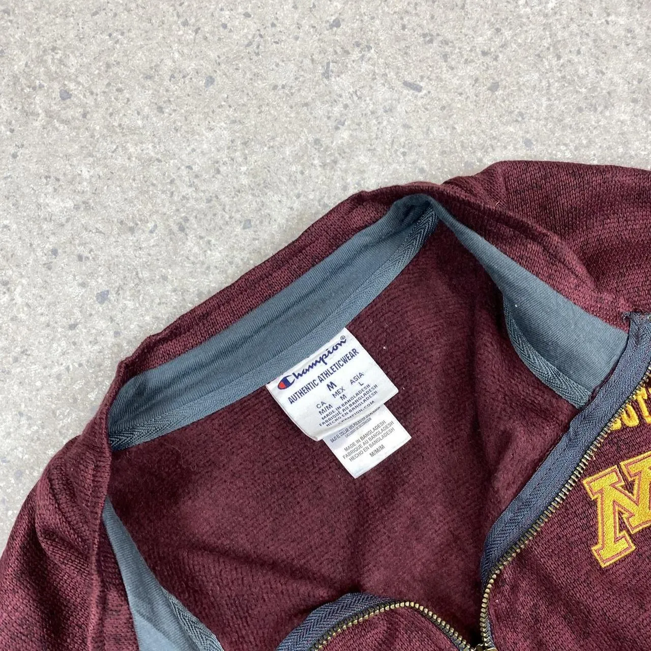 Champion Minnesota fleece medium