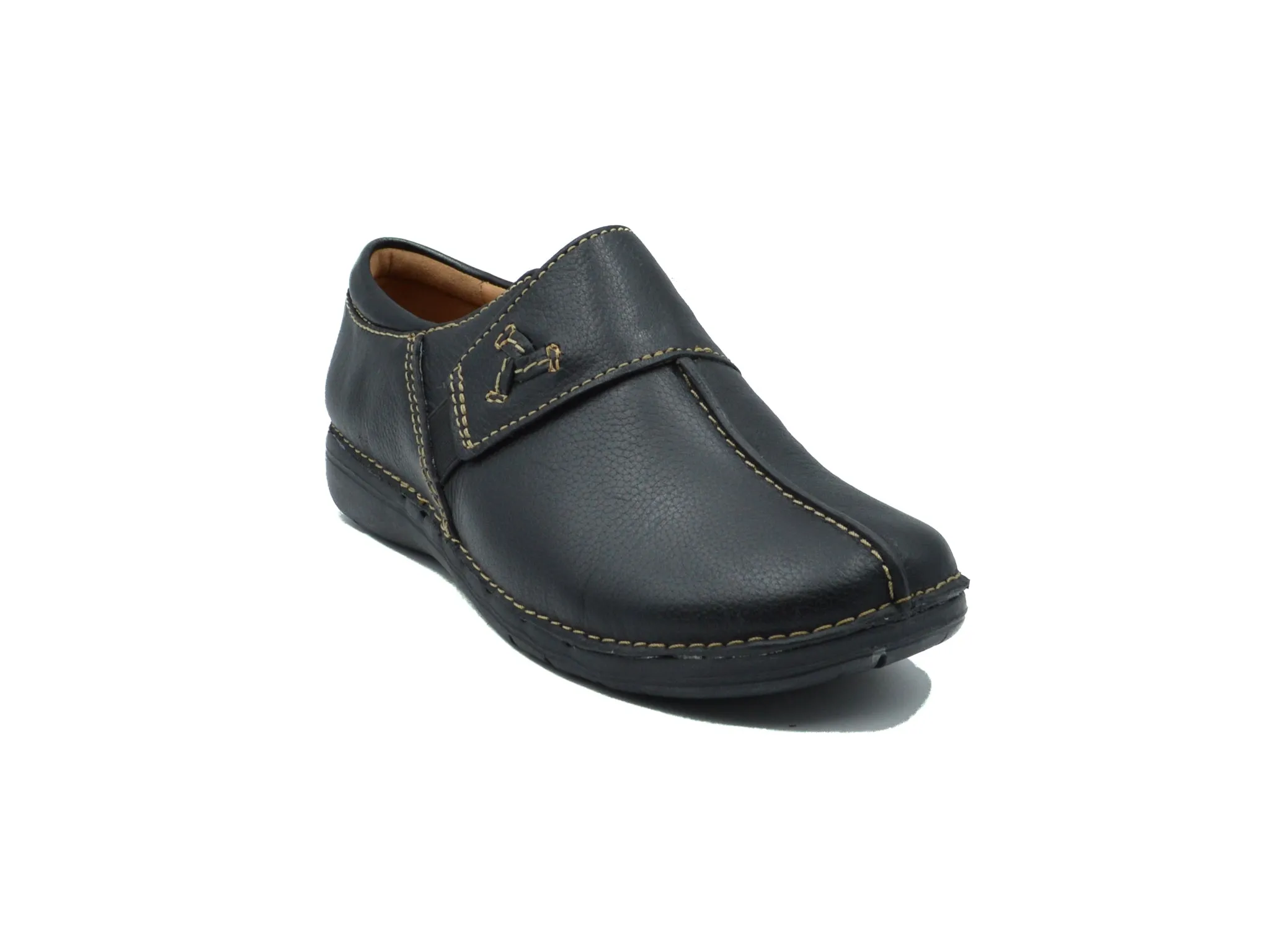 CLARKS Un Loop Ave