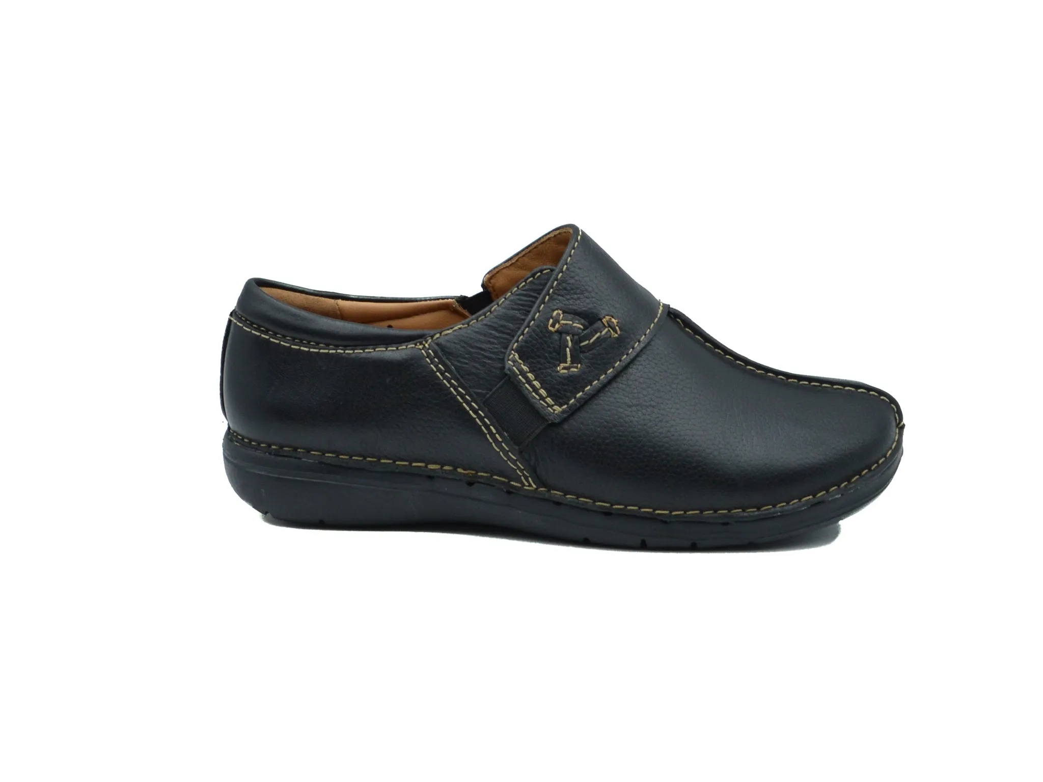 CLARKS Un Loop Ave