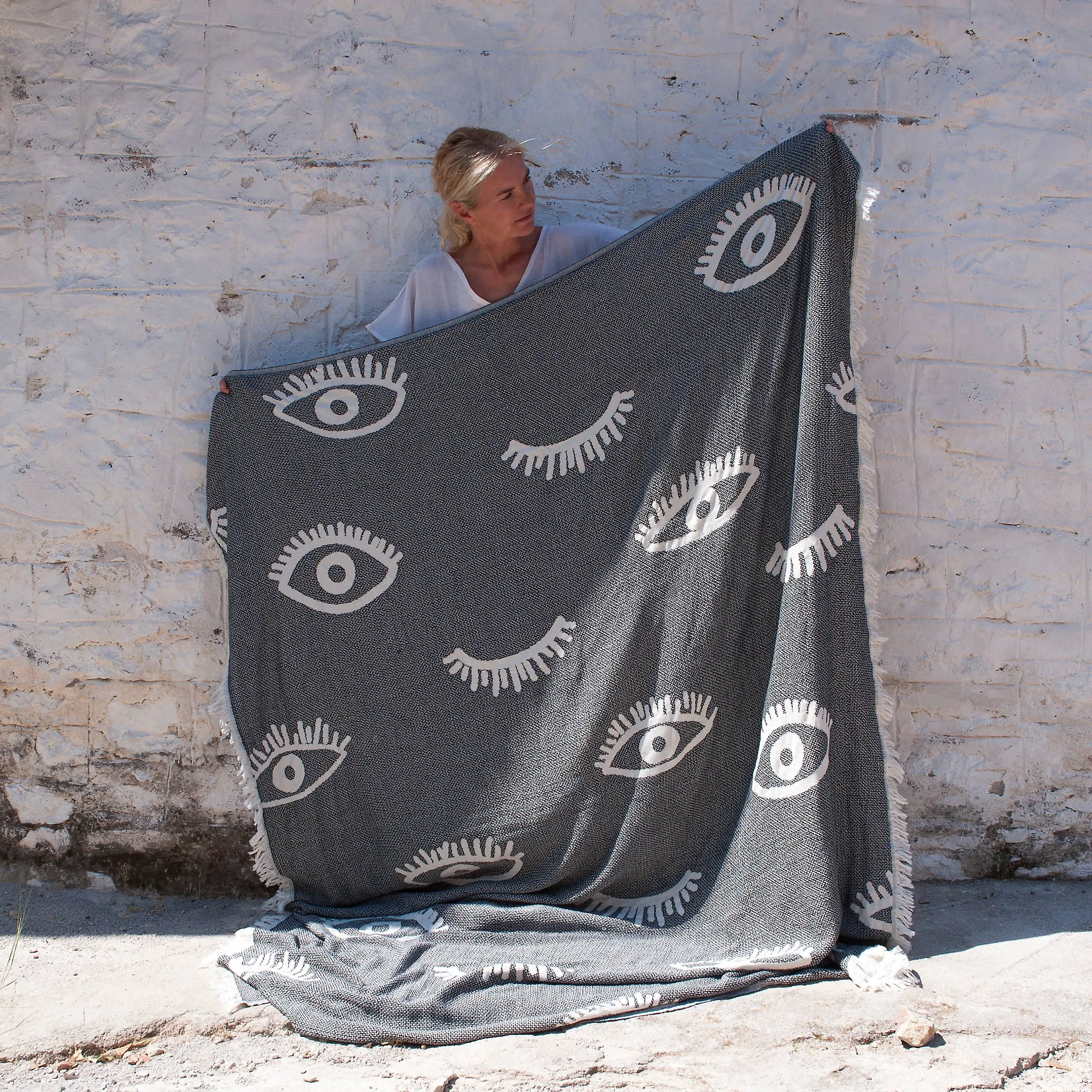 loom.ist - Eye Throw/Blanket