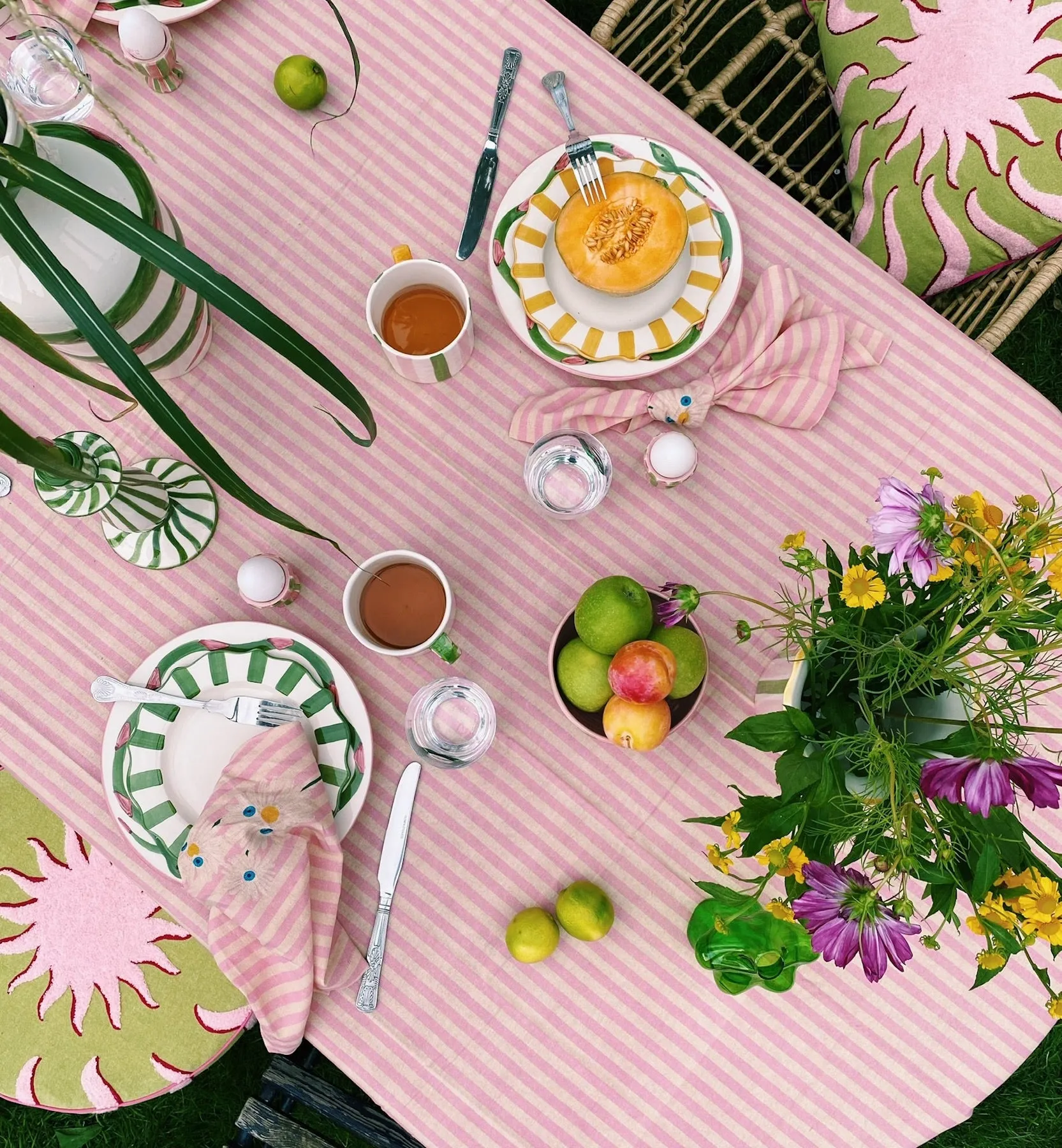 Trippy Flower Tablecloth