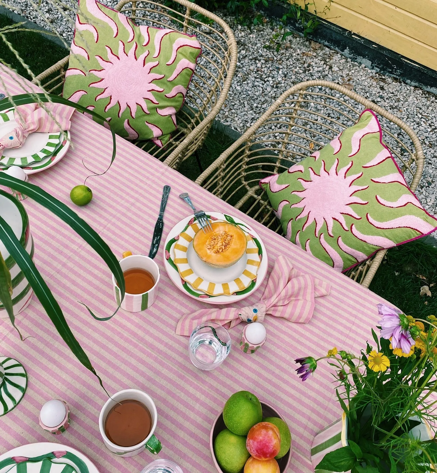 Trippy Flower Tablecloth